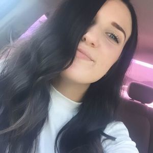 Meet your Posher, Lilly